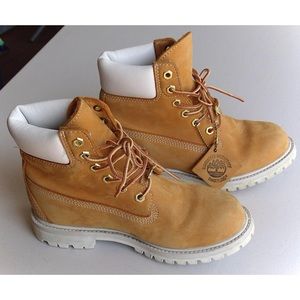 timberland white nubuck